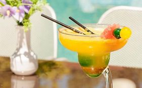 Европа Хотел